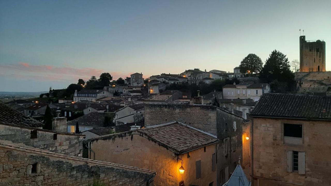 La Maison Colline Hotel Saint-Émilion Buitenkant foto