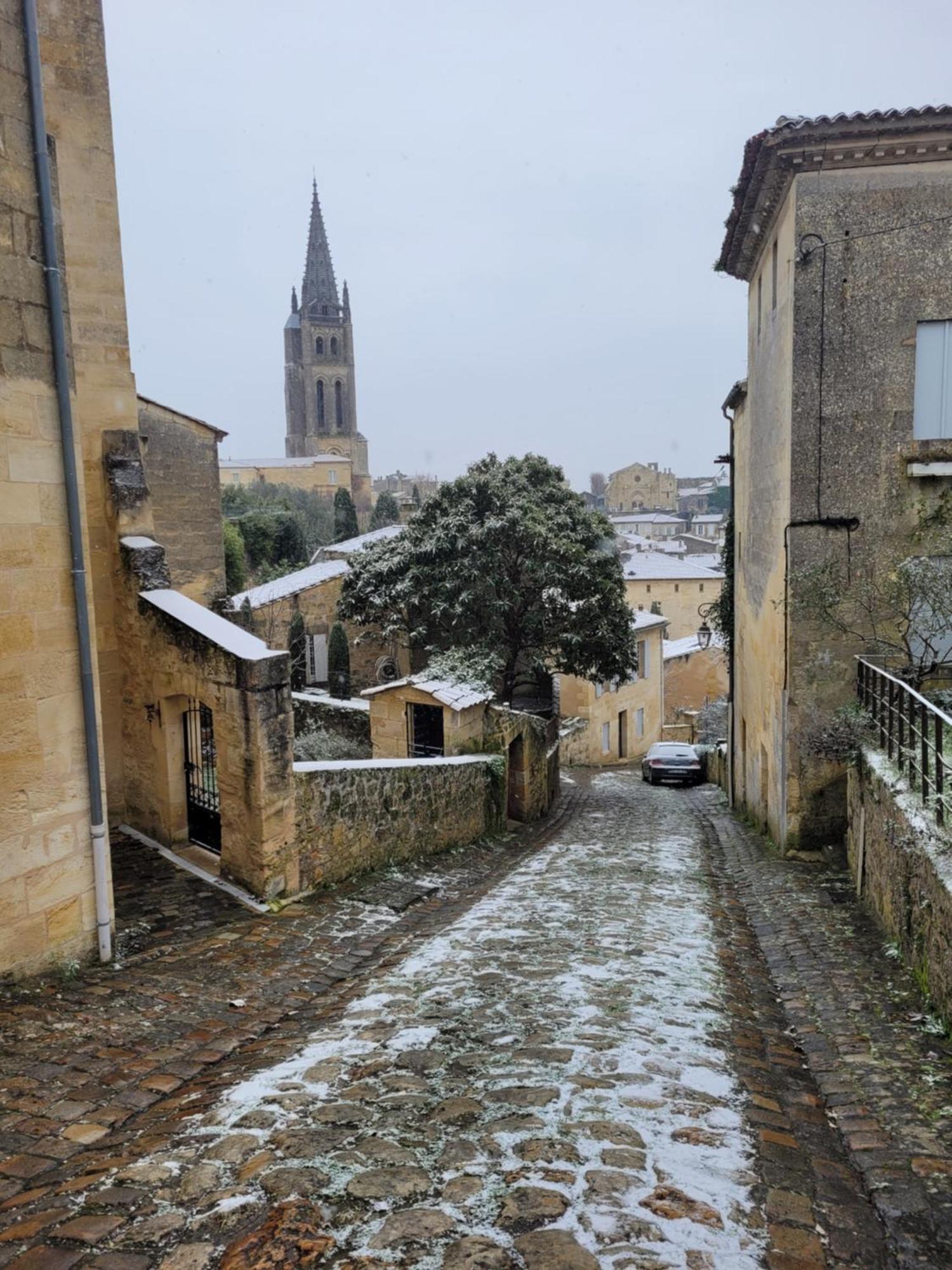 La Maison Colline Hotel Saint-Émilion Buitenkant foto